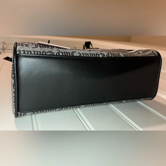 Juicy Couture Black Beige Fashionista Bowler, NWT - Picture 3 of 15